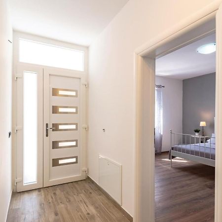 Nice Apartment In Orebic With House Sea View Экстерьер фото