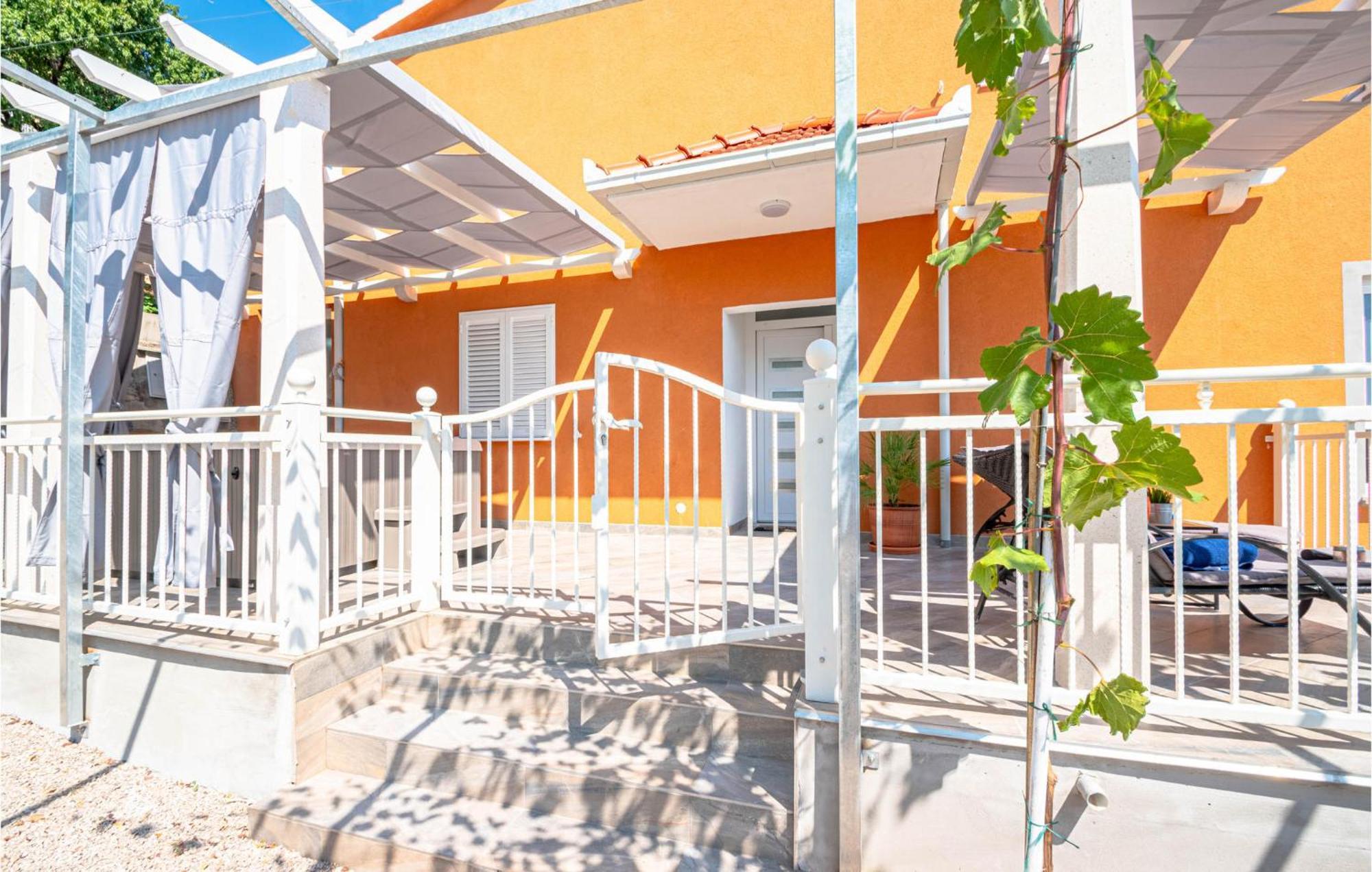 Nice Apartment In Orebic With House Sea View Экстерьер фото